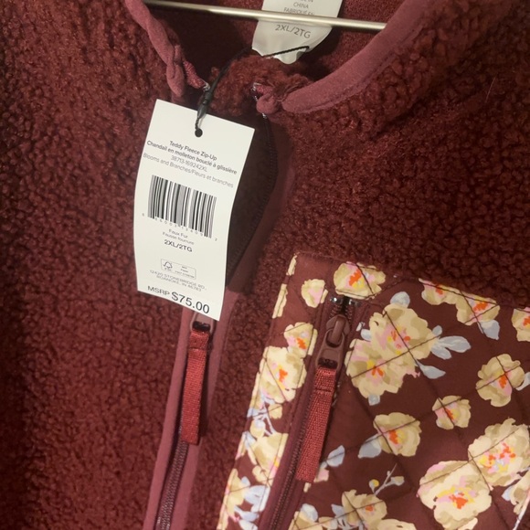 Vera Bradley Teddy Fleece Zip-up Jacket in the "Blooms and Branches" - Picture 2 of 4